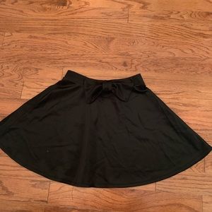 Black skater skirt